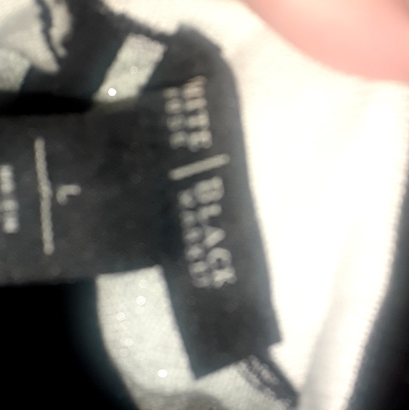 Womens size Large White House black market sweater like top - Picture 3 of 3